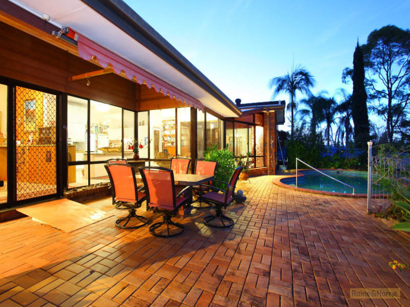 32 Adaminaby Drive, Helensvale, QLD 4212