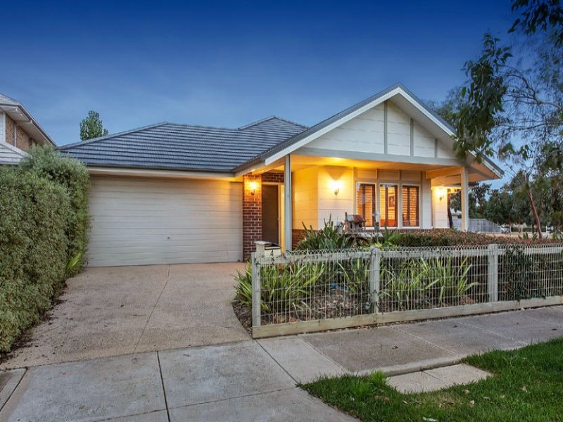 4 Erica Close, Eynesbury, VIC 3338