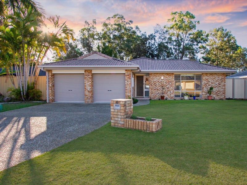 4 Pentland Court, Helensvale, Qld 4212 Property Details