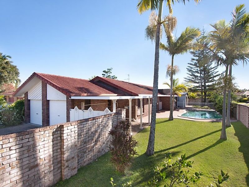 2 Holbrook Way, Elanora, Qld 4221 Property Details