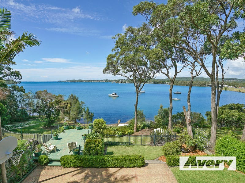 6 Blandford Street, Fennell Bay, NSW 2283 House for Sale realestate