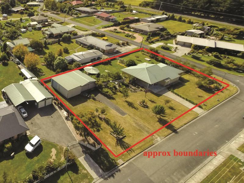 8 Burwood Street, Huonville, TAS 7109