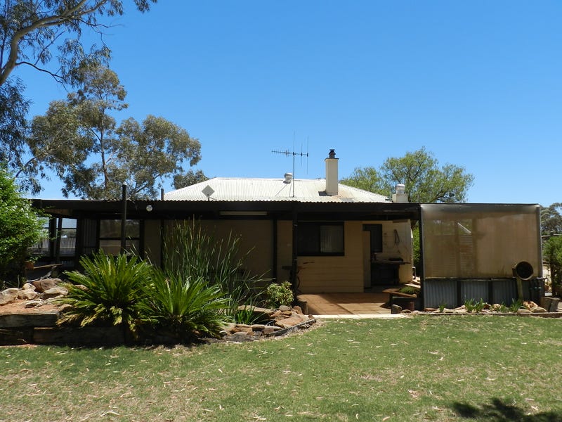 15 Garrett Road, Glossop, SA 5344 Property Details