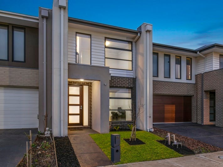 25 Lonarto Avenue, Clyde North, Vic 3978 House for Sale realestate