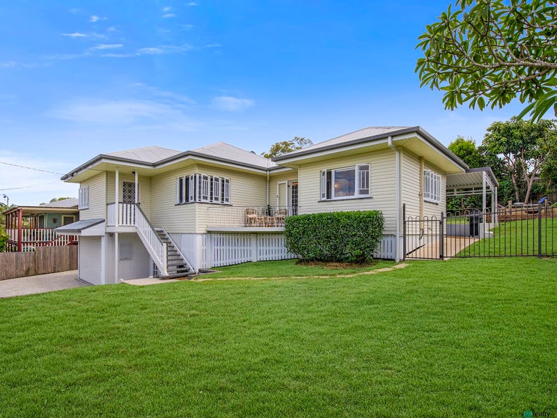 95 Hoskins Street, Sandgate, Qld 4017 Property Details