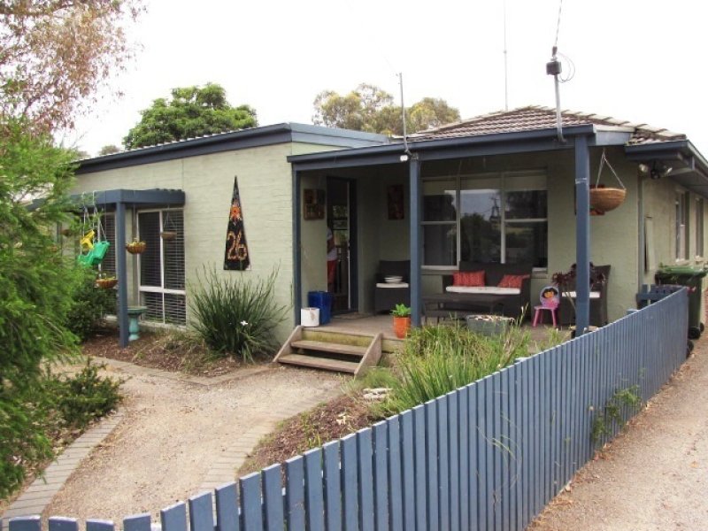 26 Lowe Street, Ocean Grove, VIC 3226