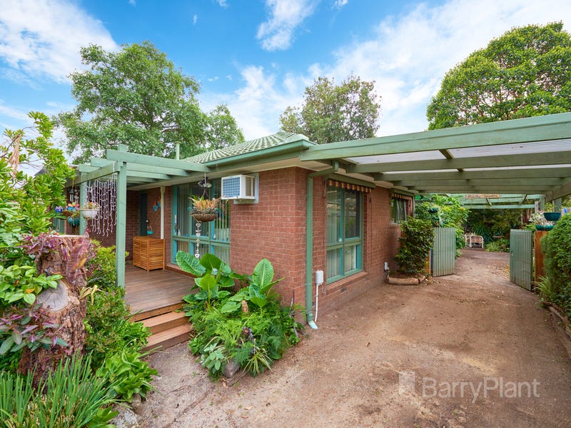 121 Duff Street, Cranbourne, Vic 3977 Property Details