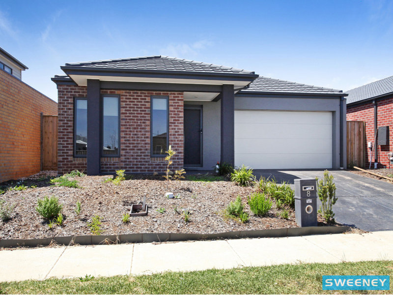 8 Dunlop Way, Plumpton, VIC 3335 - realestate.com.au