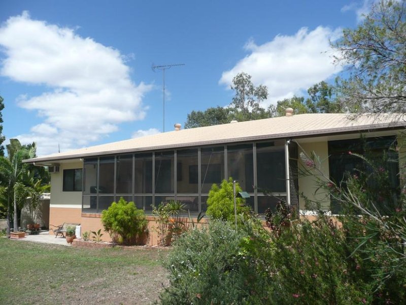 15 Collin Road, Collinsville, QLD 4804