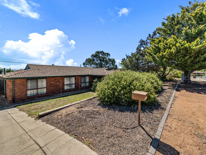 8 Turriff Street, Chisholm, ACT 2905 Property Details