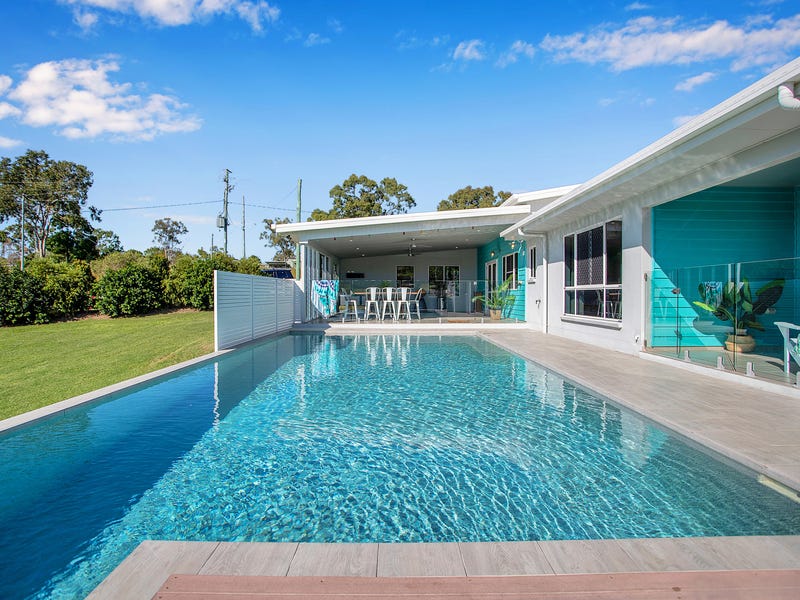 45 Moonlight Drive, Sarina, QLD 4737