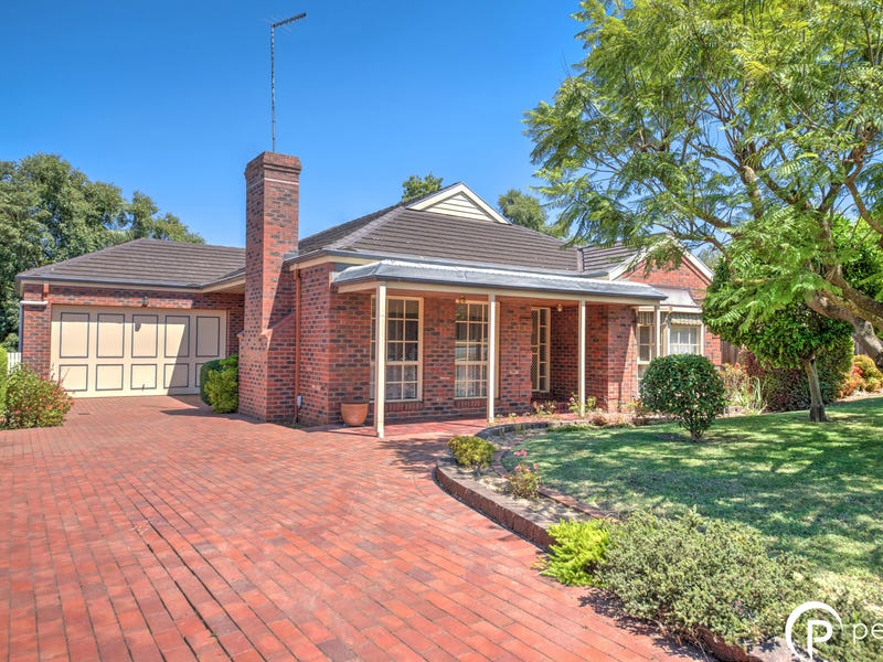 39 Howell Drive, Berwick, VIC 3806