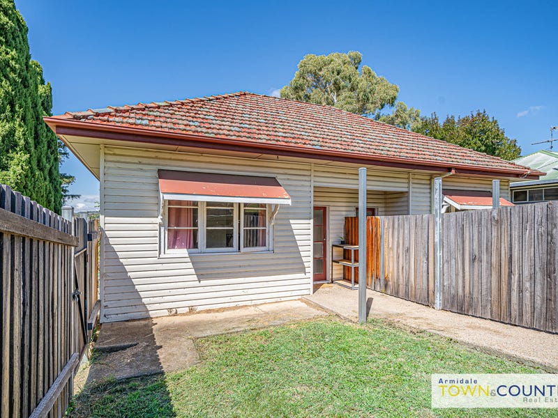 1/166 Donnelly Street, Armidale, NSW 2350