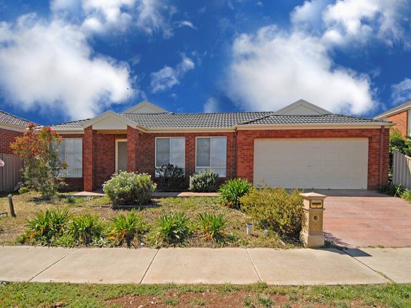 66 Loddon Drive, Taylors Hill, VIC 3037