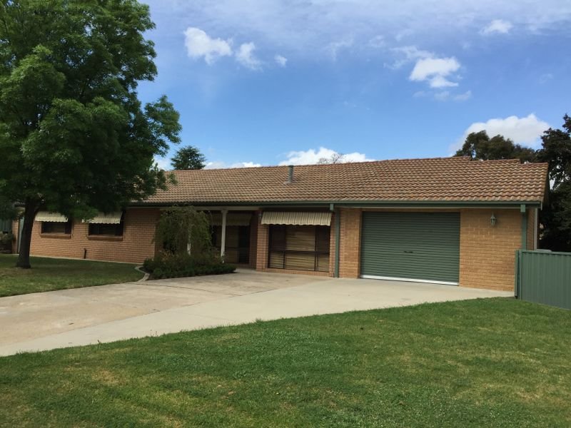 6 Merrick Close, Bathurst, NSW 2795 Property Details