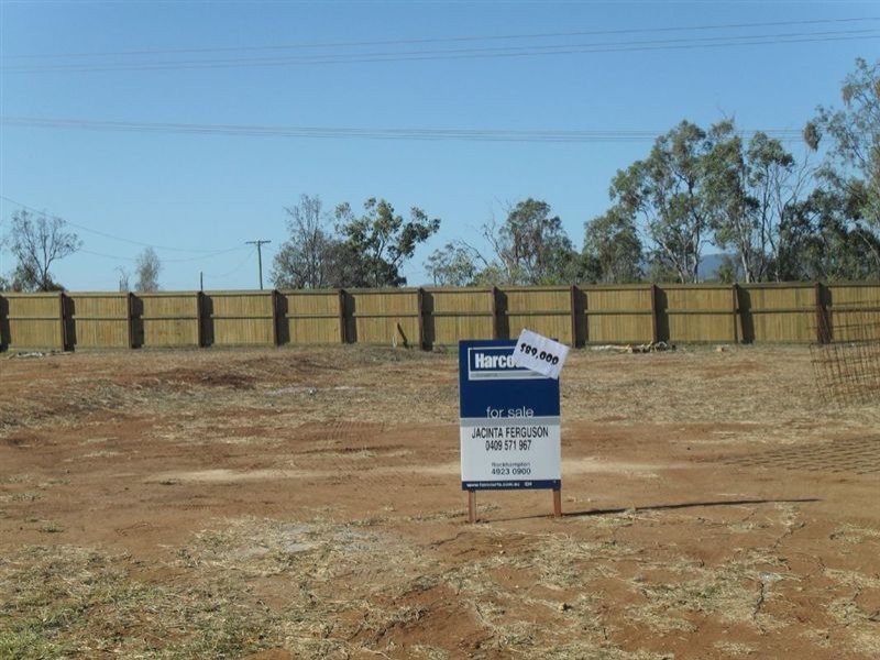 8 Morrell Street, Gracemere, QLD 4702