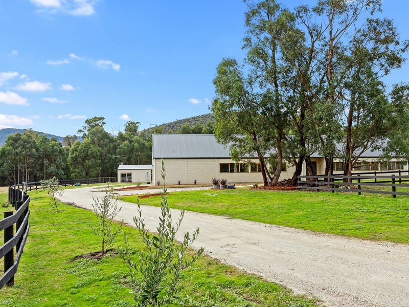 57 Hargreaves Road, Steels Creek, Vic 3775 - Property Details