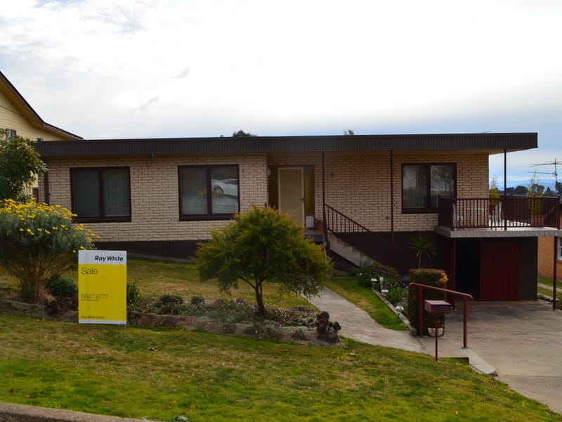 6 Mountain Avenue, Batlow, NSW 2730 Property Details