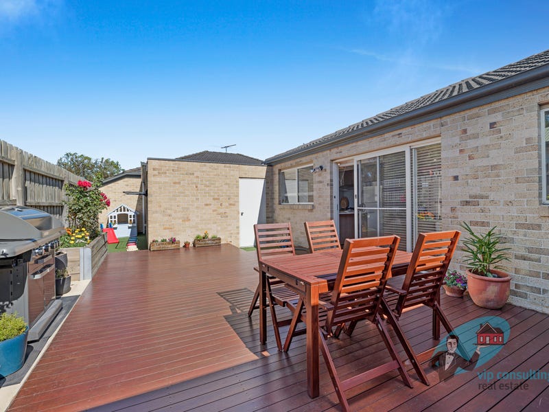 2/10 Millicent Avenue, Carrum, Vic 3197