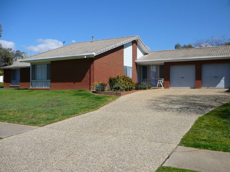 10 Golflinks Avenue, Wodonga, Vic 3690 Property Details