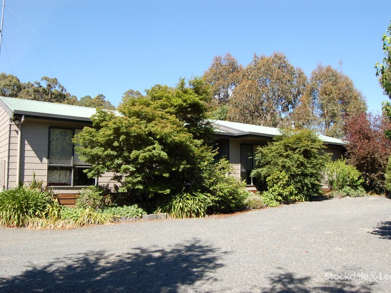 23 Greendalemyrniong Road, Greendale, VIC 3341