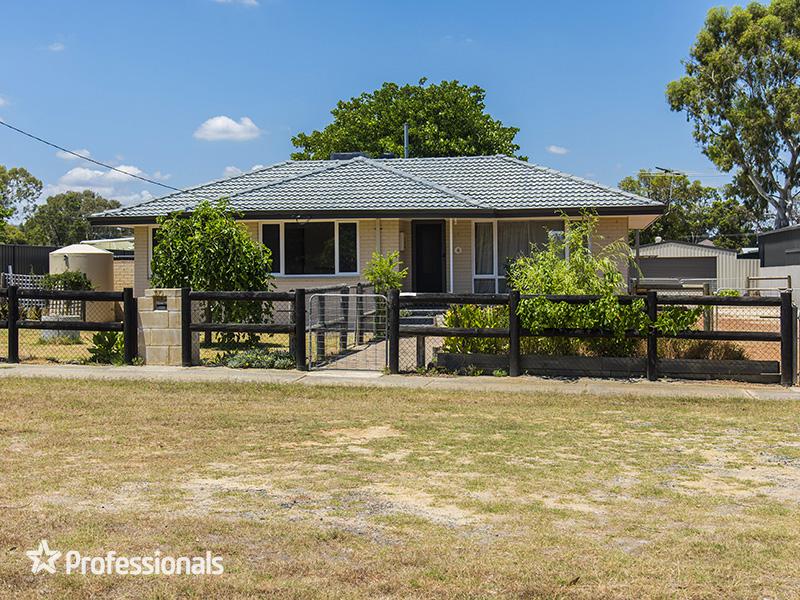 10 Mead Street, Byford, WA 6122 Property Details