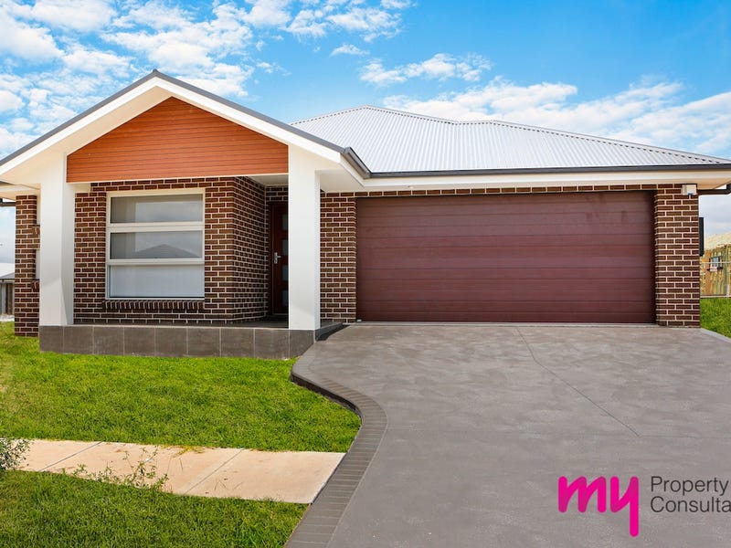 9 Arena Street, Spring Farm, NSW 2570