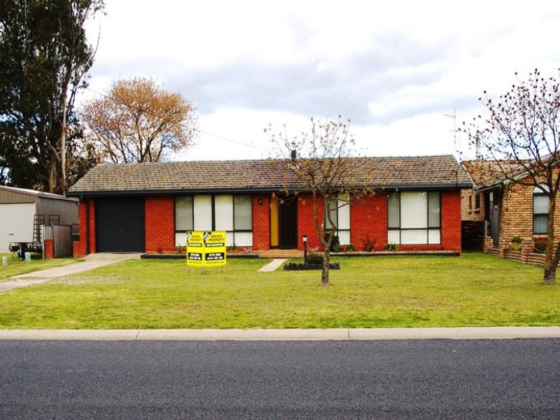 80 Queen Street, Uralla, NSW 2358 Property Details