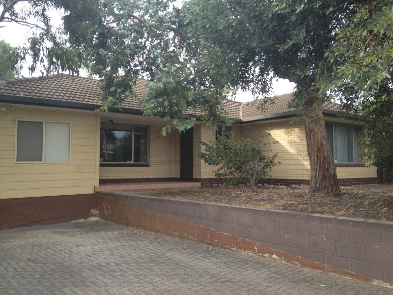 16 Fryer Street, Hallett Cove, SA 5158