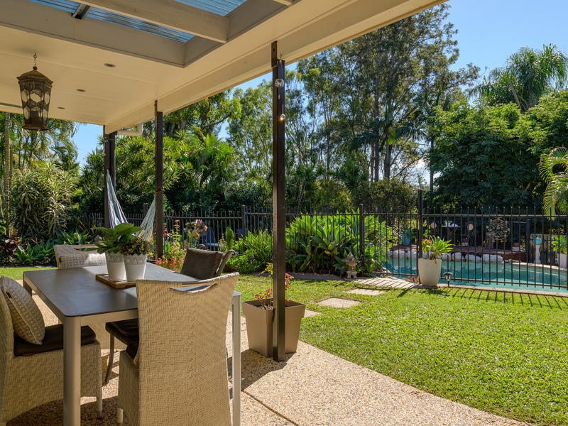 8 Opal Street, Southside, QLD 4570