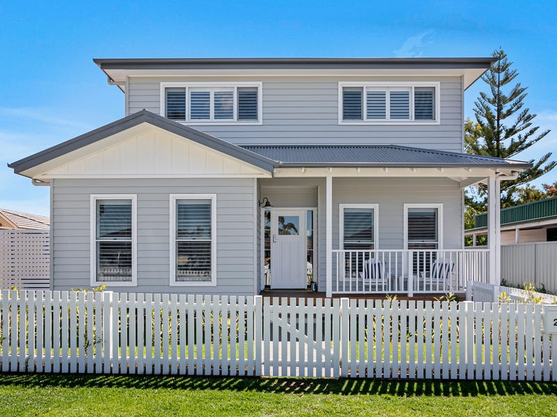 28 Parkes Street, Oak Flats, NSW 2529