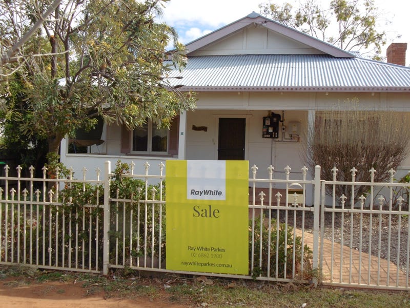 8 Ween Street, Peak Hill, NSW 2869