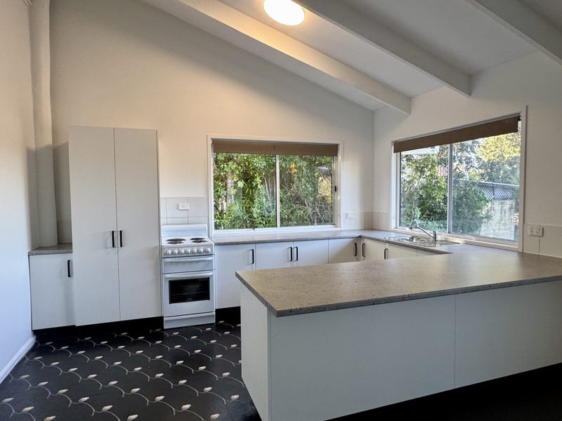Open Plan Raked Ceiling 1/155 Beryl Street, Coffs Harbour, NSW 2450 - House for Sale ...