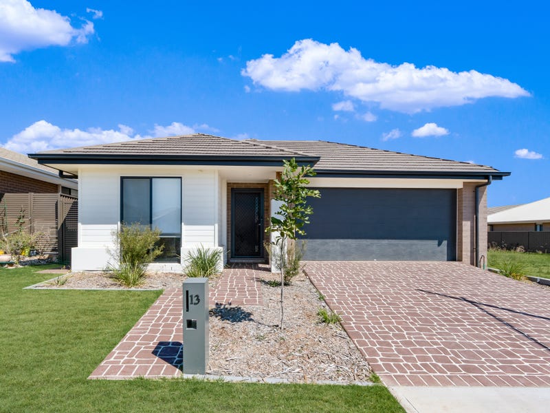 13 Willunga Street, Gledswood Hills, NSW 2557