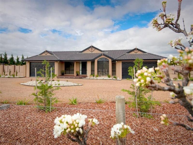 7 The Old Stock Run, Sunbury, Vic 3429 Property Details