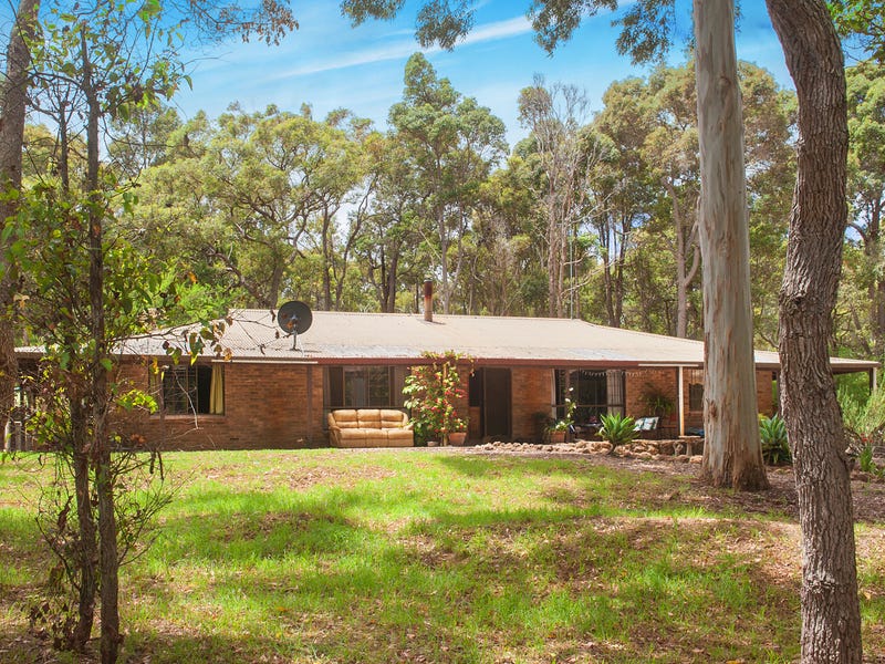 1722 JindongTreeton Road, Osmington, WA 6285 Property Details