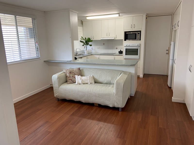 8 Bejimba Street, Kenmore, QLD 4069