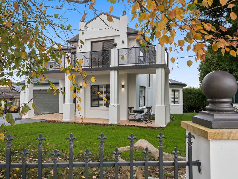 57 Highland Drive, Bowral, NSW 2576