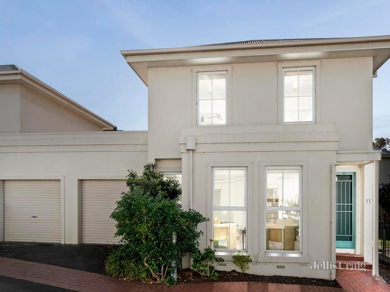 11/99 The Strand, Newport, Vic 3015 Property Details