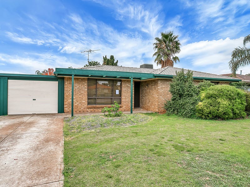 4 California Avenue, Craigmore, SA 5114 Property Details