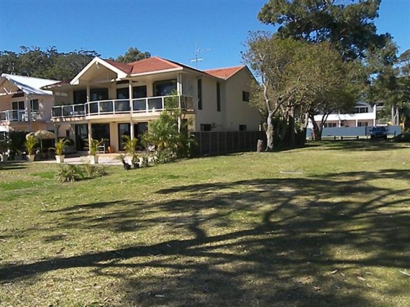 86 Sandy Point Road, Corlette, NSW 2315 Property Details