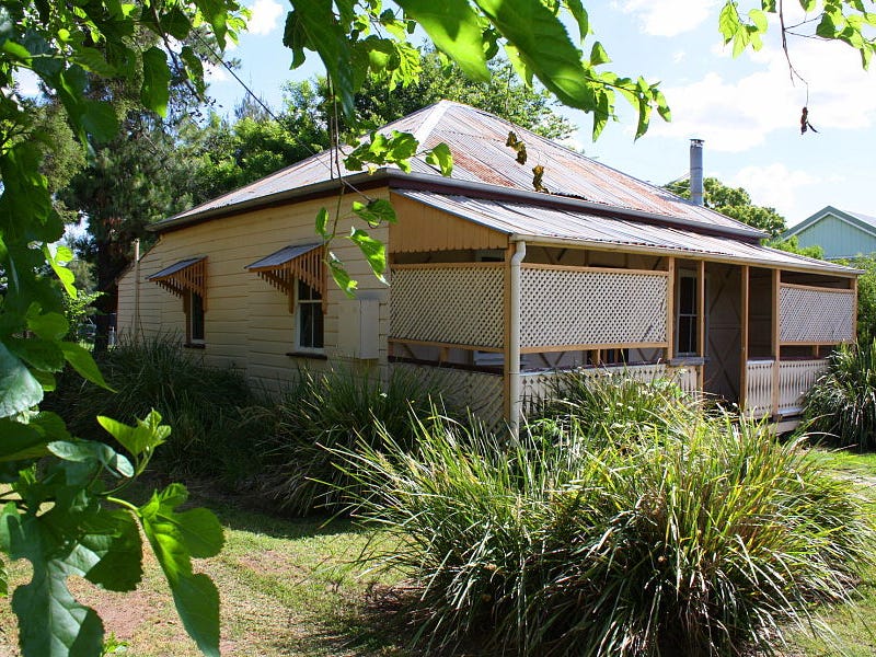 3 Darling Street, Allora, QLD 4362