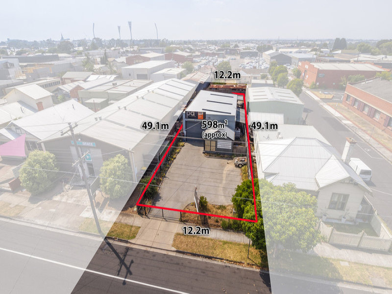 396 Pakington Street, Newtown, VIC 3220