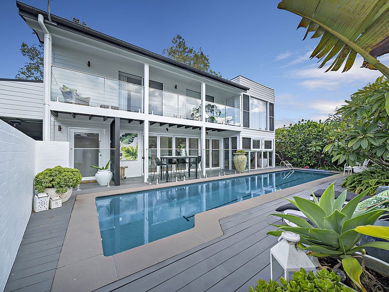 15 Sandy Point Road, Corlette, NSW 2315 Property Details