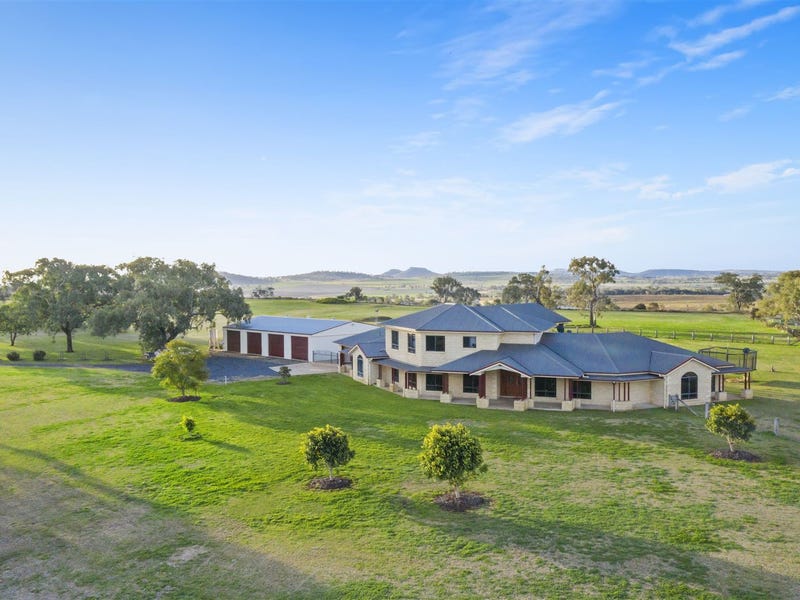 142 Bunkers Hill School Road, Westbrook, QLD 4350