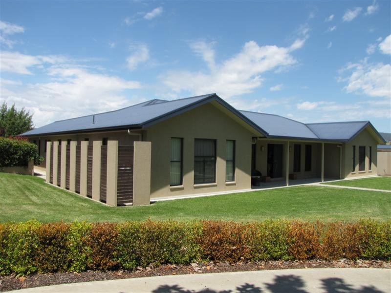 7/477 Wee Jasper Road, Tumut, NSW 2720 Property Details