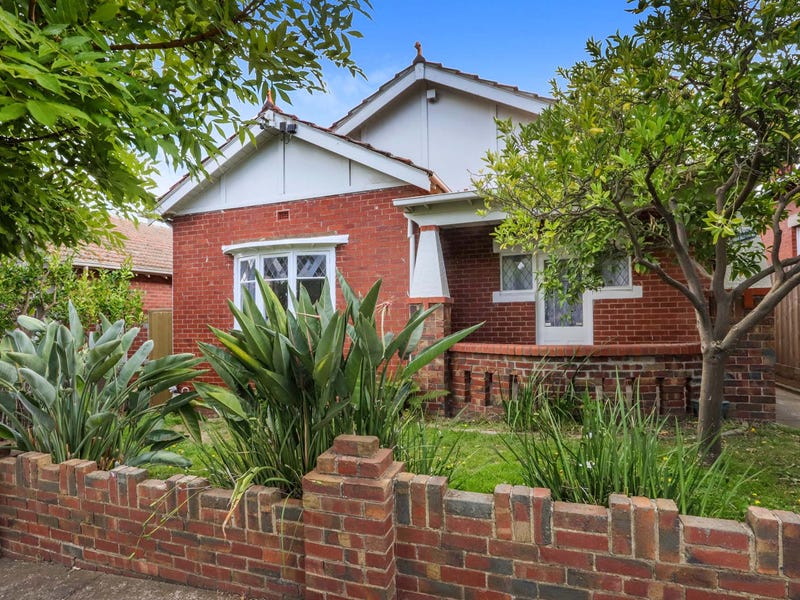 18 Roxburgh Street, Ascot Vale, VIC 3032