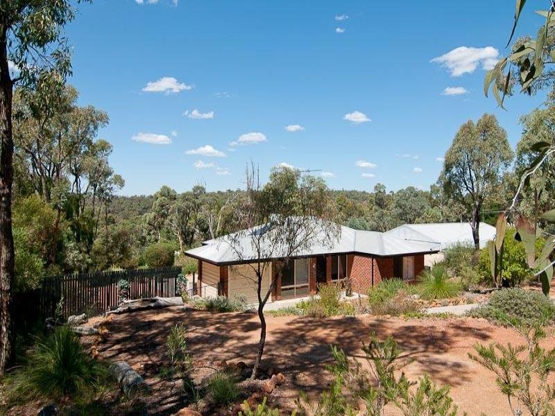 4 Clayden Street, Wooroloo, WA 6558