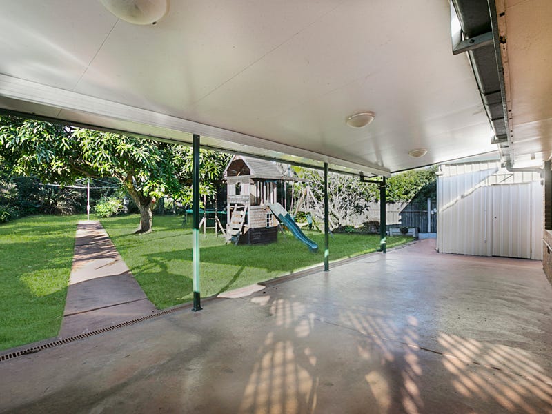 12 Empire Avenue, Manly West, QLD 4179 12 Empire Avenue, Manly West, QLD 4179