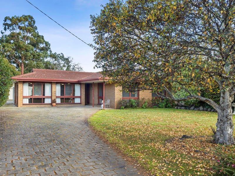 13 Simpson Street, Vic 3444 Property Details